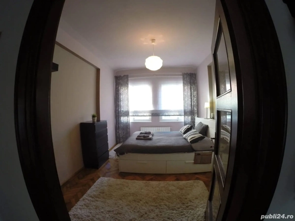 Proprietar,vând apartament in centrul Sibiului — fotografia 3