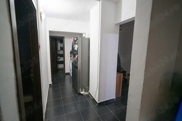 Vand apartament 4 camere — fotografia 3