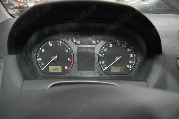 SKODA Fabia 2004 — imagine 4