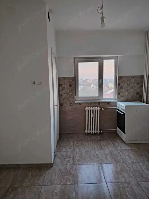 Apartament 3 camere decomandat amenajat integral zona Iosefin Iuliu Maniu — fotografia 1