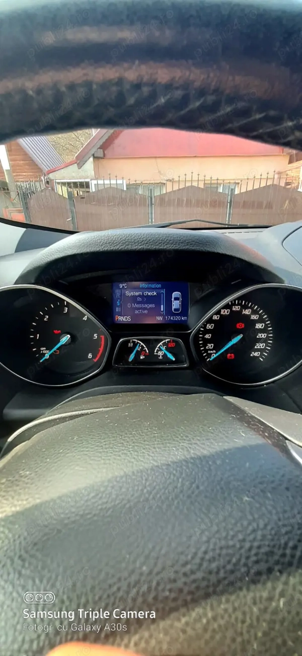 FORD Kuga 2016 — imagine 3