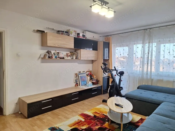 Apartament 4 camere, decomandat, 90 mp utili + 2 balcoane - Iulius Mall — fotografia 1