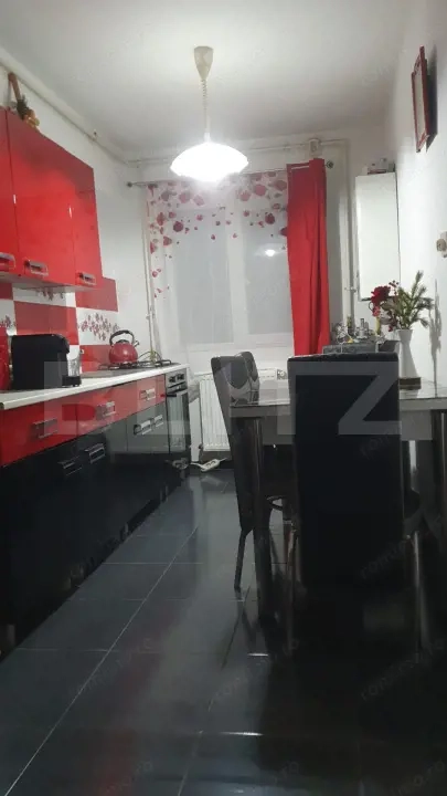 Apartament 2 camere, decomandat, intermediar, Zona Eroilor ! — fotografia 1