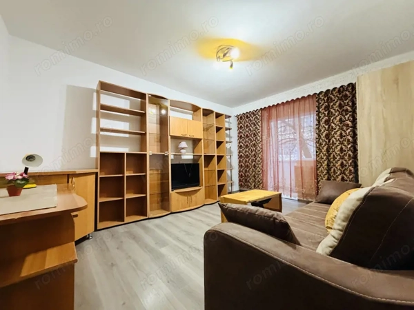Apartament 1 camera, decomandat, 38mp utili, etaj 1, zona Circumvalatiunii — fotografia 1
