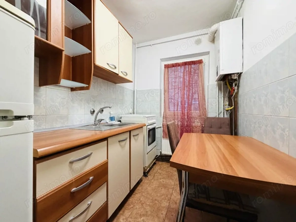 Apartament 1 camera, decomandat, 38mp utili, etaj 1, zona Circumvalatiunii — fotografia 3