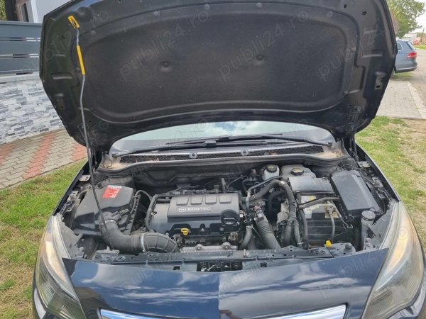 OPEL Astra 2011 — imagine 8