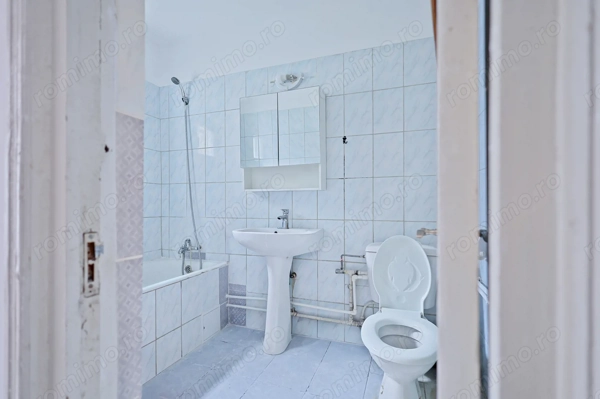 Apartament 3 camere în Mangalia , 600 m până la plajă — fotografia 3
