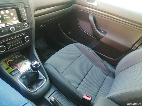 VOLKSWAGEN Golf 2012 — imagine 5
