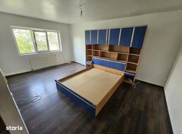 Vând Apartament 3 camere,zona Orizont — fotografia 3