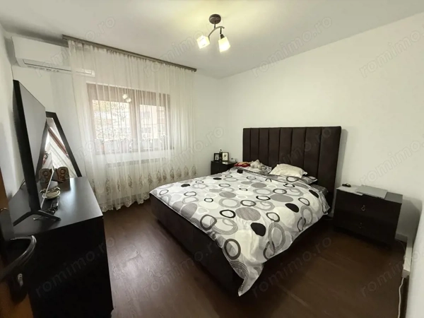 Apartament 4 camere, decomandat, etaj 3, mobilat si utilat - Baba-Dochia — fotografia 3