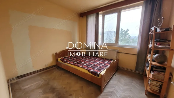 Vânzare apartament 3 camere, situat în Târgu Jiu, zona centrală — fotografia 3