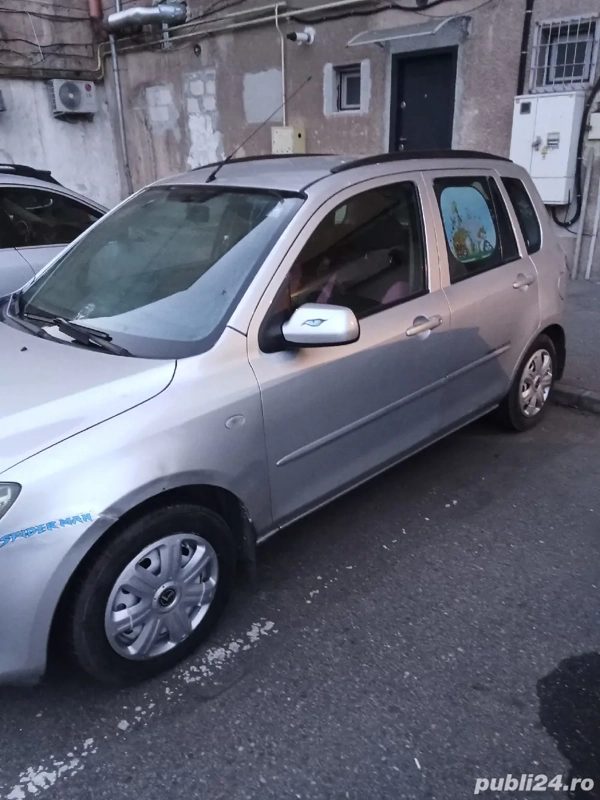 MAZDA 2 2004 — imagine 4