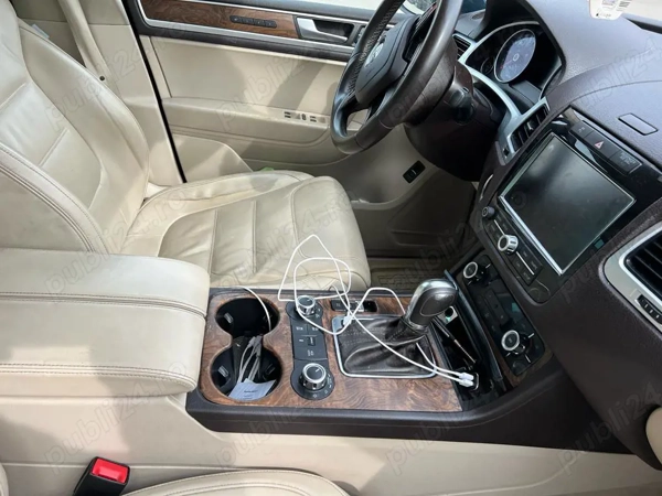 VOLKSWAGEN Touareg 2012 — imagine 3