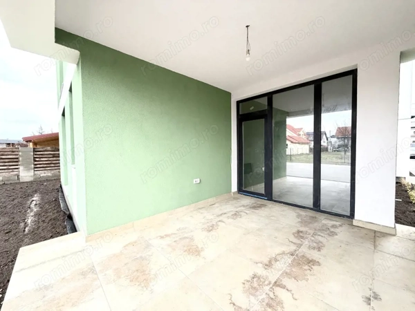 Apartament modern 3 camere, 68 mp utili, 70 mp gradina - Dumbravita — fotografia 3