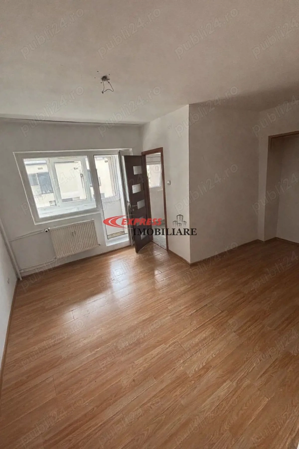 Dristor, Ramnicu Valcea, LIDL, OFERTA, BLOC MIXT — fotografia 1