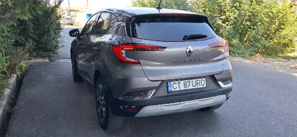 RENAULT Captur 2022 — imagine 4