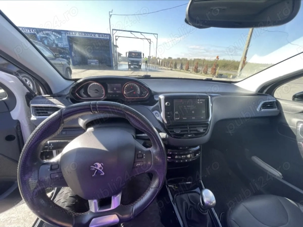 PEUGEOT 2008 2017 — imagine 3