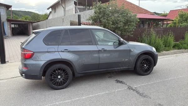 BMW X Series (Generic) 2012 — imagine 2