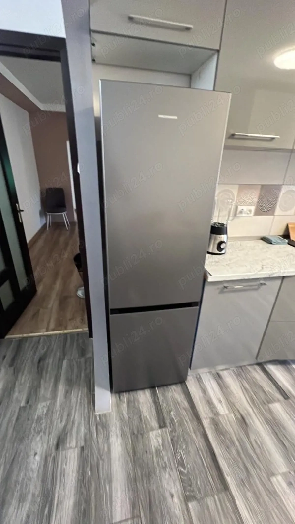 Apartament 2 camere la cheie, parter complet utilat, gata de mutare — fotografia 3