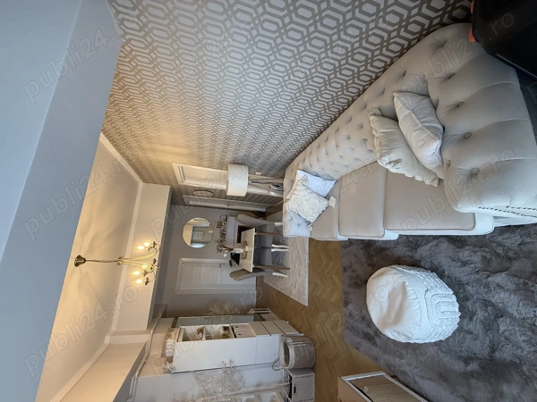 Vand apartament 3 camere ,Floresti .