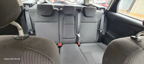 FORD Focus 2012 — imagine 8