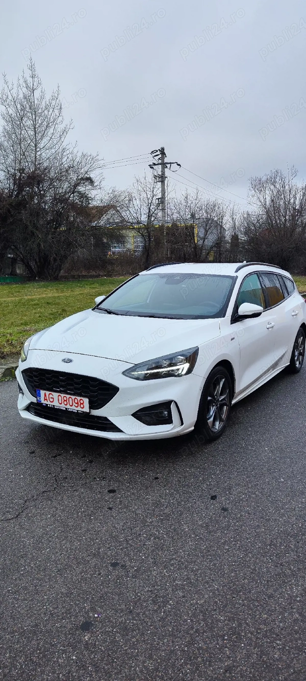 FORD Focus 2019 — imagine 5