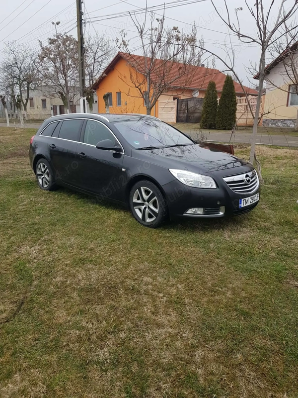 Opel insignia inmatriculat 2012 impecabil fara rugina, Euro 5.O sa fie multumit cine o ia 076126356
