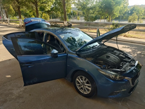 MAZDA 3 2018 — imagine 5