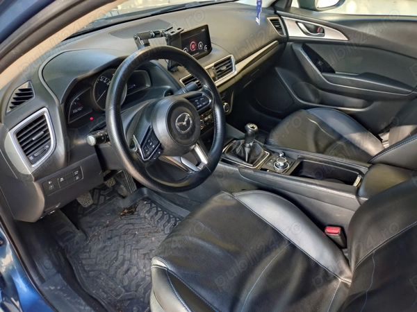 MAZDA 3 2018 — imagine 12