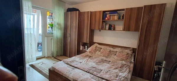 Apartament 3 camere de vânzare — fotografia 3