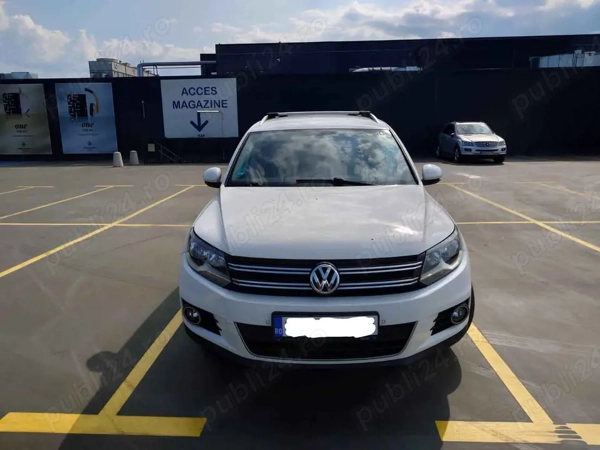 VOLKSWAGEN Tiguan 2012