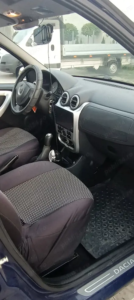DACIA Logan 2011 — imagine 7
