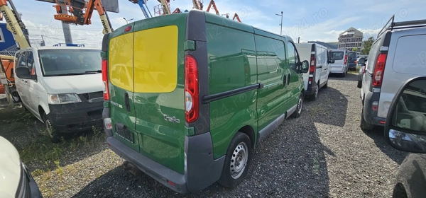 RENAULT Trafic 2014 — imagine 3