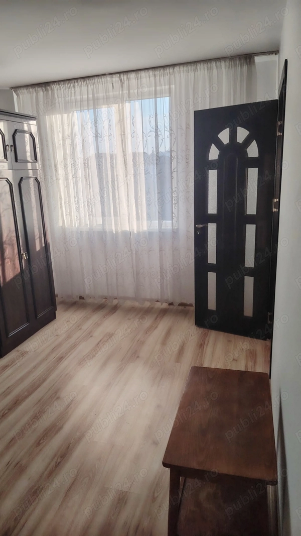 Garsoniera zona Dărmănești zona piața — fotografia 1