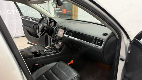 VOLKSWAGEN Touareg 2012 — imagine 19