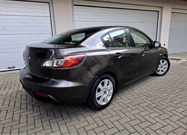 MAZDA 3 2011 — imagine 8