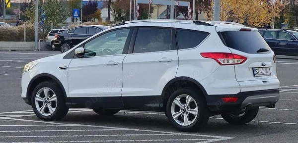 Vând Ford Kuga