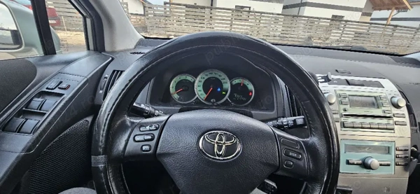 TOYOTA Corolla Verso 2005 — imagine 3