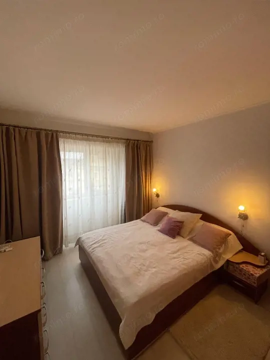 Apartament 3 camere, 70 mp + balcon 10 mp, zona Republicii - Traian — fotografia 1