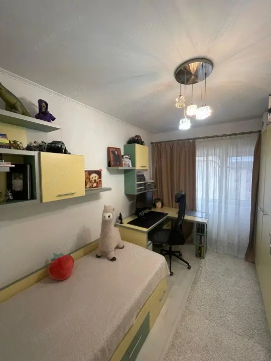 Apartament 3 camere, 70 mp + balcon 10 mp, zona Republicii - Traian — fotografia 3
