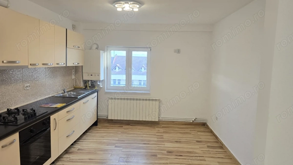 Vand apartament 4 camere decomandat in Deva, zona 22 Decembrie (Liceul Auto), suprafata utila 88 mp — fotografia 1