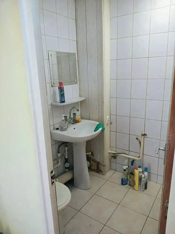 apartament 3 camere lt Ilie Campeanu nr.4 sector 5 zona rahova — fotografia 2