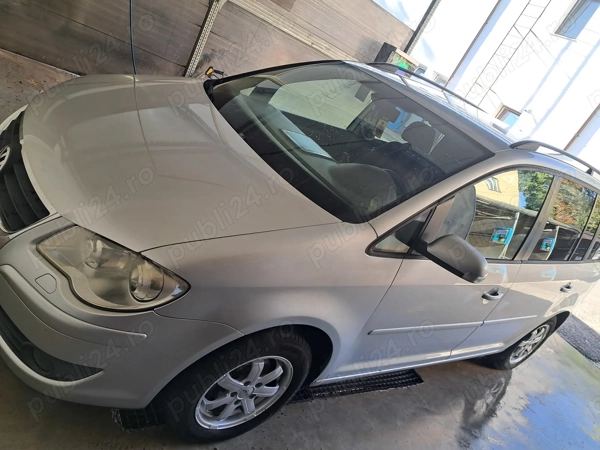 Vând vw touran