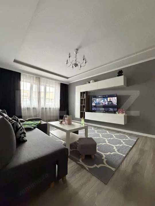 Apartament 3 camere, 65 mp, cartier Intre Lacuri — fotografia 1
