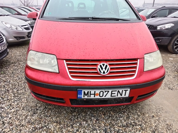 VOLKSWAGEN Sharan 2005
