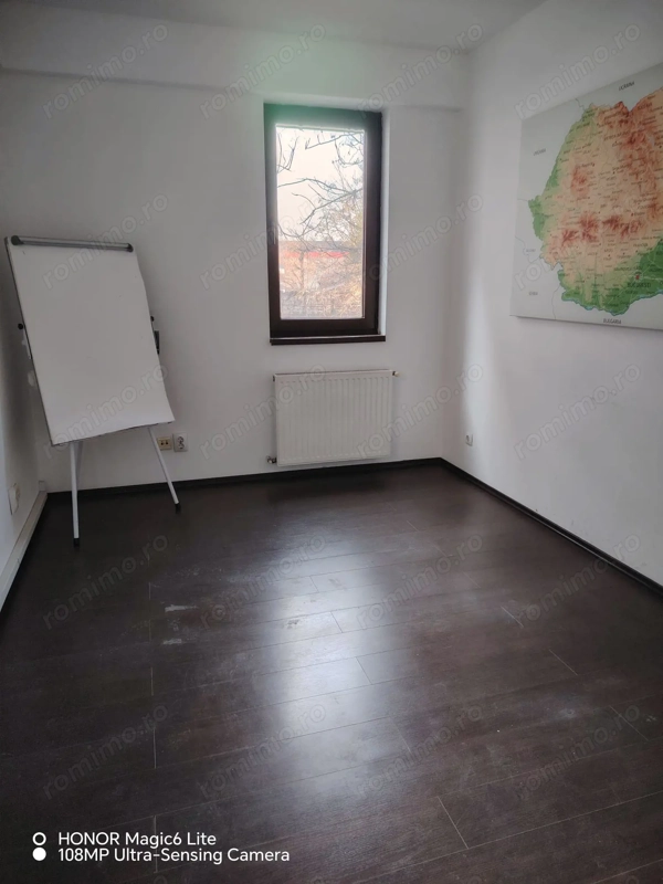 Apartament 3 camere zona Traian ,Delea Veche cu centrala