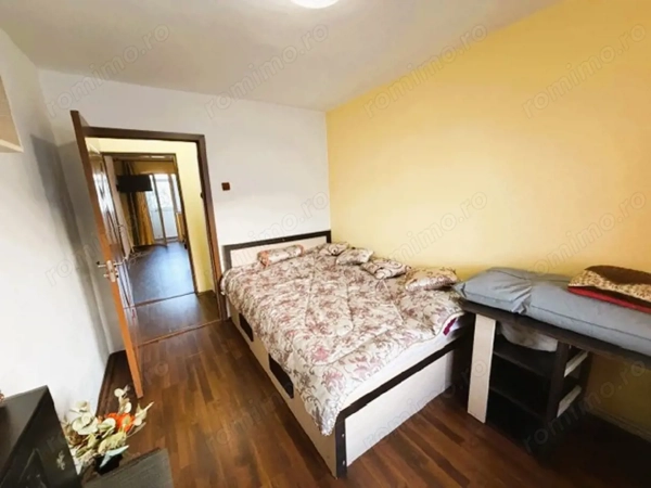 Apartament 3 cam, 2 balcoane, lift nou, gata de mutat — fotografia 3