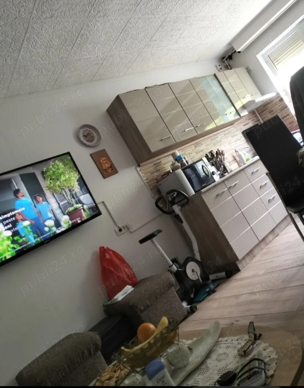 Vând sau schimb cu casa apartament 2 camere in Arad sau împrejurimi! — fotografia 3