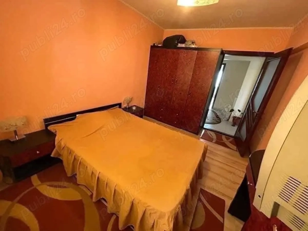 De vanzare apartament cu 4 camere, 2 bai, 2 balcoane, 2 locuri de parcare — fotografia 3