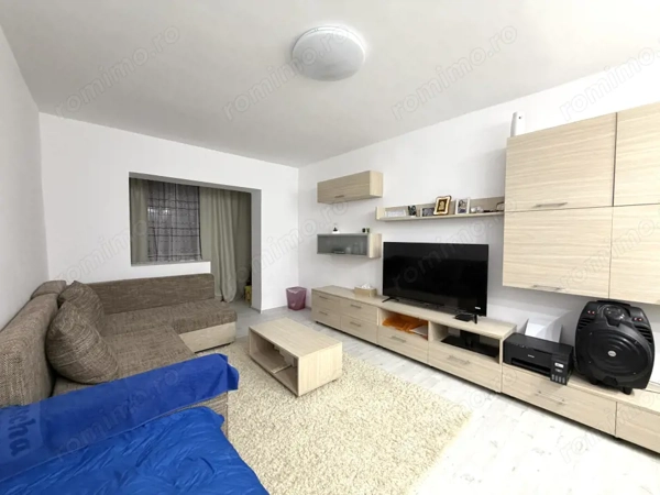 Apartament de 80 mp utili, la etajul 3, cu 4 camere si 2 balcoane- Lipovei — fotografia 2